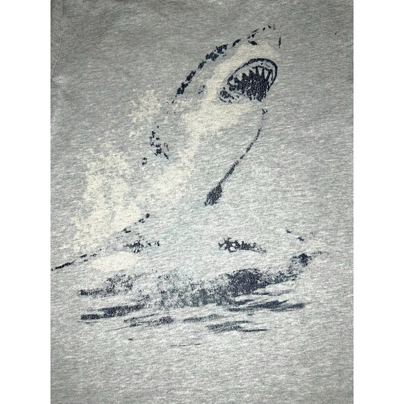 GAP KIDS Shark Shirt Size Small (6-7) - Picture 2 of 5